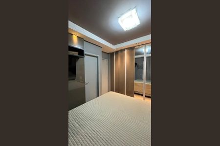 Quarto de apartamento à venda com 2 quartos, 84m² em Alphaville Industrial, Barueri