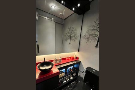 Apartamento à venda com 84m², 2 quartos e 2 vagas Apartamento à venda com 84m², 2 quartos e 2 vagasBanheiro