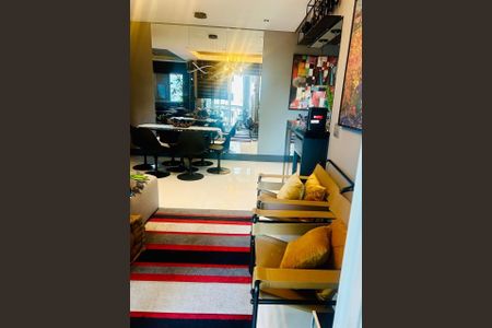 Sala de apartamento à venda com 2 quartos, 84m² em Alphaville Industrial, Barueri