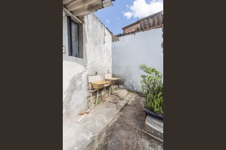 Casa para alugar com 30m², 1 quarto e sem vagaÁrea de Serviço