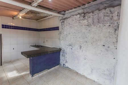Sala de casa para alugar com 1 quarto, 30m² em Senhor dos Passos, Belo Horizonte