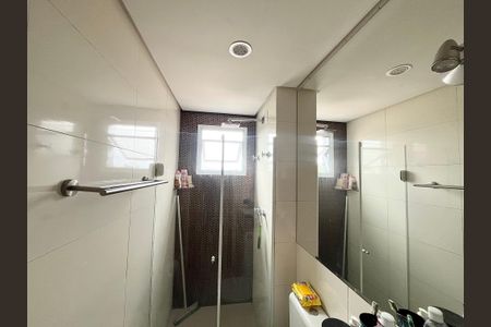 Banheiro de apartamento para alugar com 1 quarto, 40m² em Carandiru, São Paulo