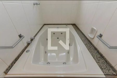 Apartamento para alugar com 103m², 3 quartos e 2 vagas Apartamento para alugar com 103m², 3 quartos e 2 vagasBanheiro