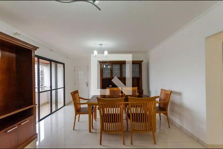 Apartamento para alugar com 103m², 3 quartos e 2 vagas Apartamento para alugar com 103m², 3 quartos e 2 vagasSala