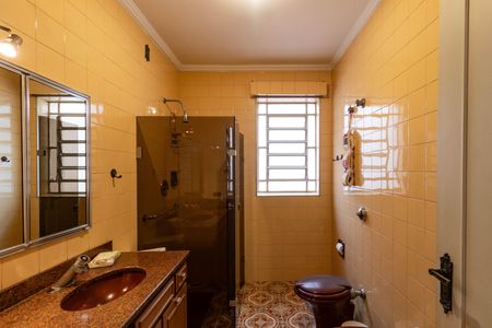 Casa à venda com 350m², 4 quartos e 4 vagasBanheiro