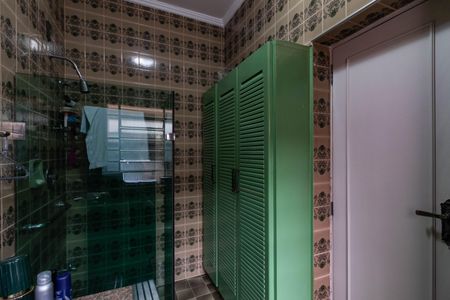 Casa à venda com 350m², 4 quartos e 4 vagasBanheiro da Suíte 3