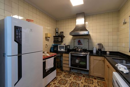 Casa à venda com 350m², 4 quartos e 4 vagasCozinha