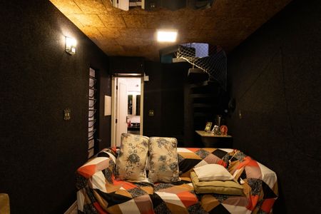 Casa à venda com 350m², 4 quartos e 4 vagasEdícula - Suíte 