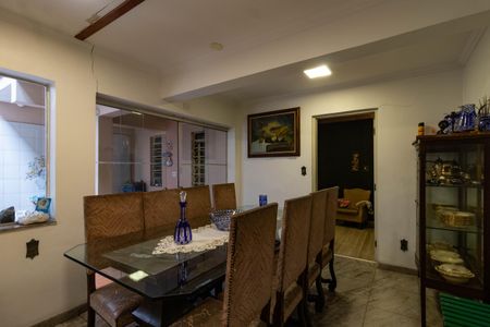 Casa à venda com 350m², 4 quartos e 4 vagasSala de Jantar 2