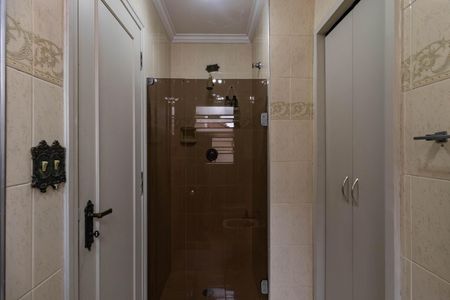 Casa à venda com 350m², 4 quartos e 4 vagasBanheiro da Suíte 2
