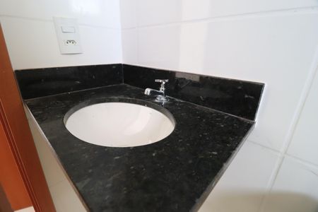 Apartamento para alugar com 58m², 2 quartos e 1 vagaBanheiro do Quarto 1
