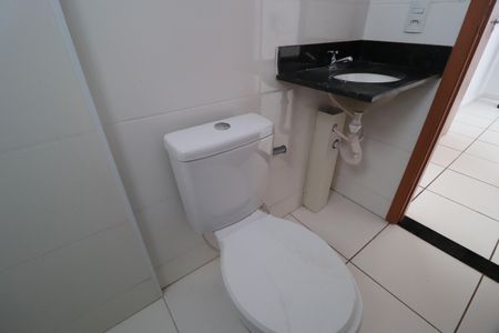 Apartamento para alugar com 58m², 2 quartos e 1 vagaBanheiro Social
