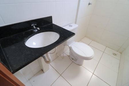 Apartamento para alugar com 58m², 2 quartos e 1 vagaBanheiro do Quarto 1