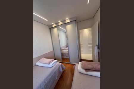 Apartamento à venda com 91m², 3 quartos e 2 vagas Apartamento à venda com 91m², 3 quartos e 2 vagasQuarto