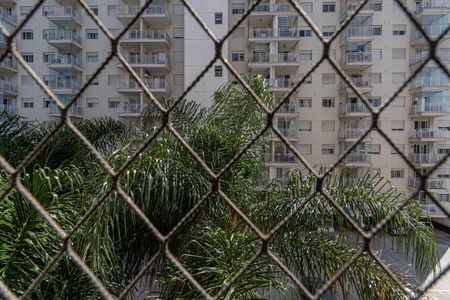 Vista  de apartamento para alugar com 2 quartos, 44m² em Jardim Santa Teresinha, São Paulo