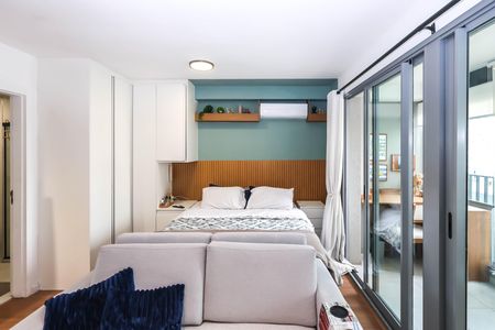 Studio à venda com 37m², 1 quarto e sem vagaSala e Quarto