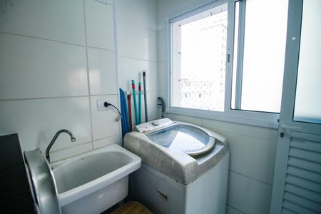 Apartamento para alugar com 74m², 2 quartos e 1 vaga