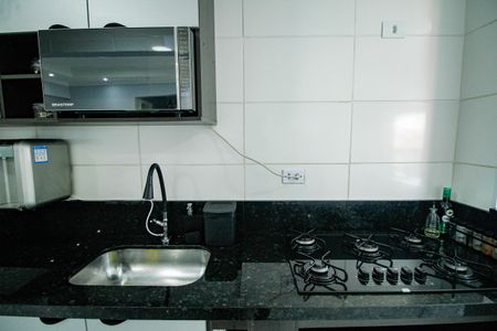 Apartamento para alugar com 74m², 2 quartos e 1 vaga