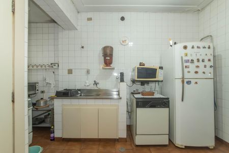 Casa para alugar com 173m², 7 quartos e 3 vagasCozinha