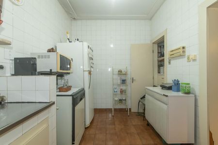 Casa para alugar com 173m², 7 quartos e 3 vagasCozinha