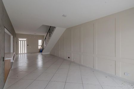 Sala de casa de condomínio para alugar com 4 quartos, 270m² em Planalto Paulista, São Paulo