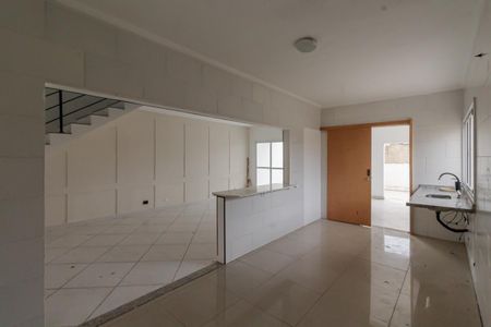 Casa de condomínio para alugar com 270m², 4 quartos e 3 vagasCozinha