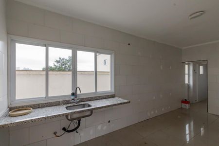 Casa de condomínio para alugar com 270m², 4 quartos e 3 vagasCozinha