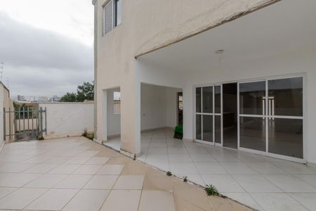 Casa de condomínio para alugar com 270m², 4 quartos e 3 vagasQuintal