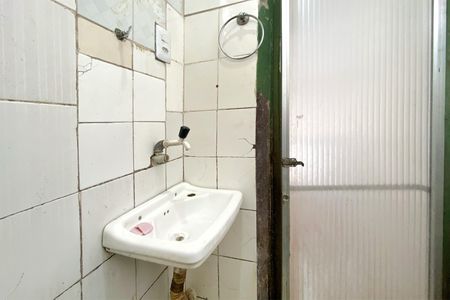 Casa para alugar com 34m², 1 quarto e sem vagaBanheiro