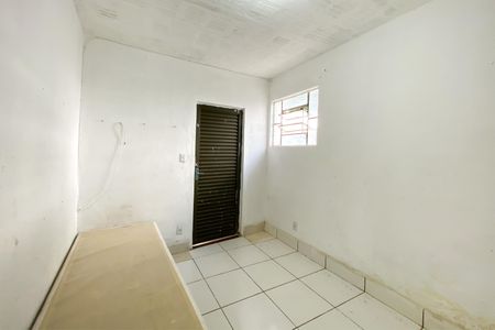 Casa para alugar com 34m², 1 quarto e sem vagaQuarto