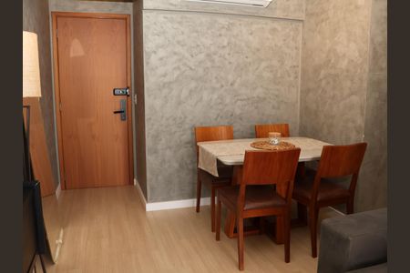 Sala de apartamento para alugar com 1 quarto, 64m² em Jardim Goiás, Goiânia