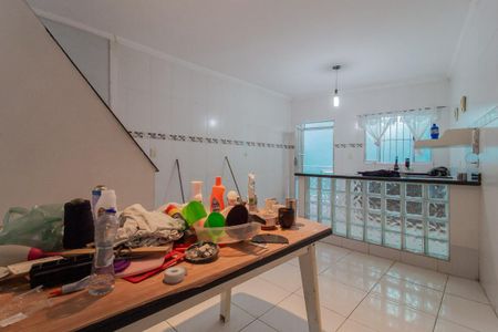 Casa para alugar com 80m², 2 quartos e 1 vagaCopa