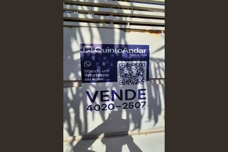 Casa à venda com 289m², 4 quartos e 3 vagas Casa à venda com 289m², 4 quartos e 3 vagasPlaca Instalada