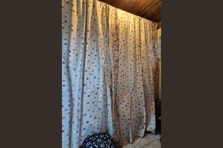 Casa à venda com 289m², 4 quartos e 3 vagas Casa à venda com 289m², 4 quartos e 3 vagasDespensa
