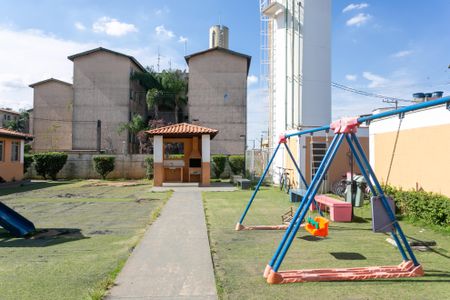 Apartamento para alugar com 36m², 2 quartos e sem vagaÁrea comum - Playground