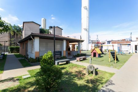 Apartamento para alugar com 36m², 2 quartos e sem vagaÁrea comum 