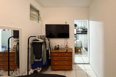 Casa para alugar com 35m², 1 quarto e sem vagaQuarto 