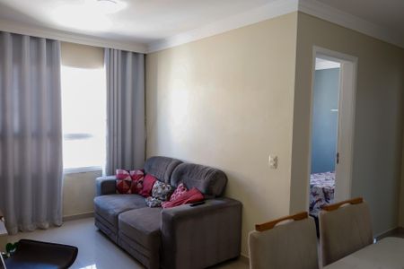 sala de apartamento para alugar com 2 quartos, 54m² em Novo Osasco, Osasco