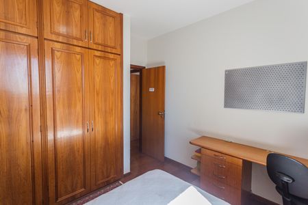 Apartamento à venda com 200m², 4 quartos e 4 vagasSuíte 2