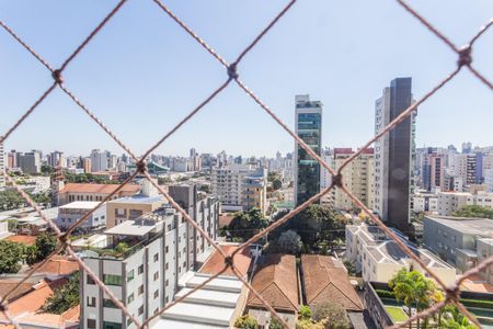 Apartamento à venda com 200m², 4 quartos e 4 vagasVista da Suíte 1