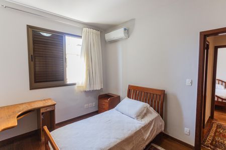 Apartamento à venda com 200m², 4 quartos e 4 vagasQuarto 3