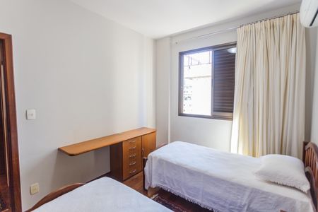 Apartamento à venda com 200m², 4 quartos e 4 vagasQuarto 4