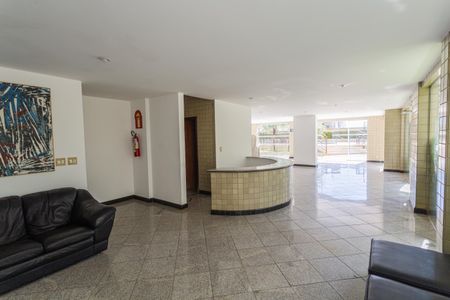 Apartamento à venda com 200m², 4 quartos e 4 vagasÁrea comum - Salão de festas