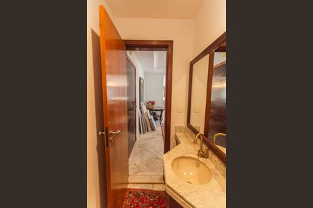 Apartamento à venda com 200m², 4 quartos e 4 vagasLavabo na Sala 1