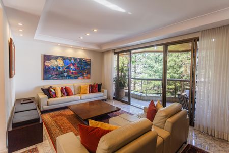 Sala 1 de apartamento à venda com 4 quartos, 200m² em Carmo, Belo Horizonte