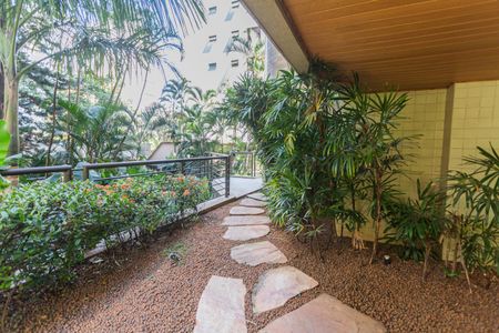 Apartamento à venda com 200m², 4 quartos e 4 vagasHall de entrada