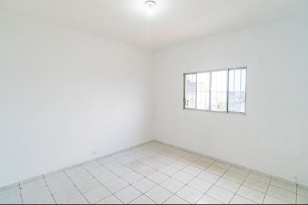 Quarto 1 de casa para alugar com 2 quartos, 50m² em Vila Campestre, São Paulo