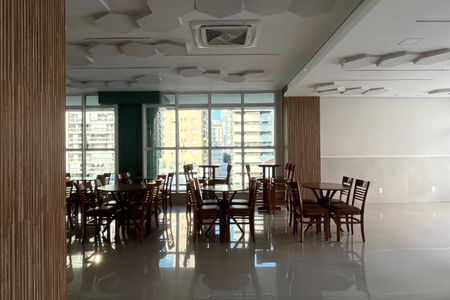 Apartamento para alugar com 107m², 2 quartos e 1 vagaÁrea comum - Salão de festas