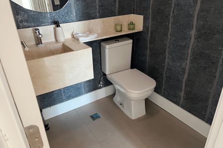 Apartamento para alugar com 107m², 2 quartos e 1 vagaLavabo