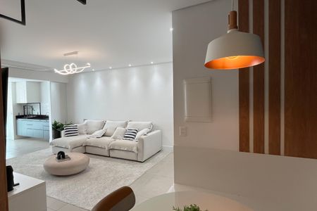 Sala de apartamento para alugar com 2 quartos, 107m² em Pompéia, Santos